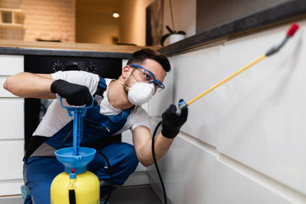Best Emergency Pest Control  in Monticello, MS
